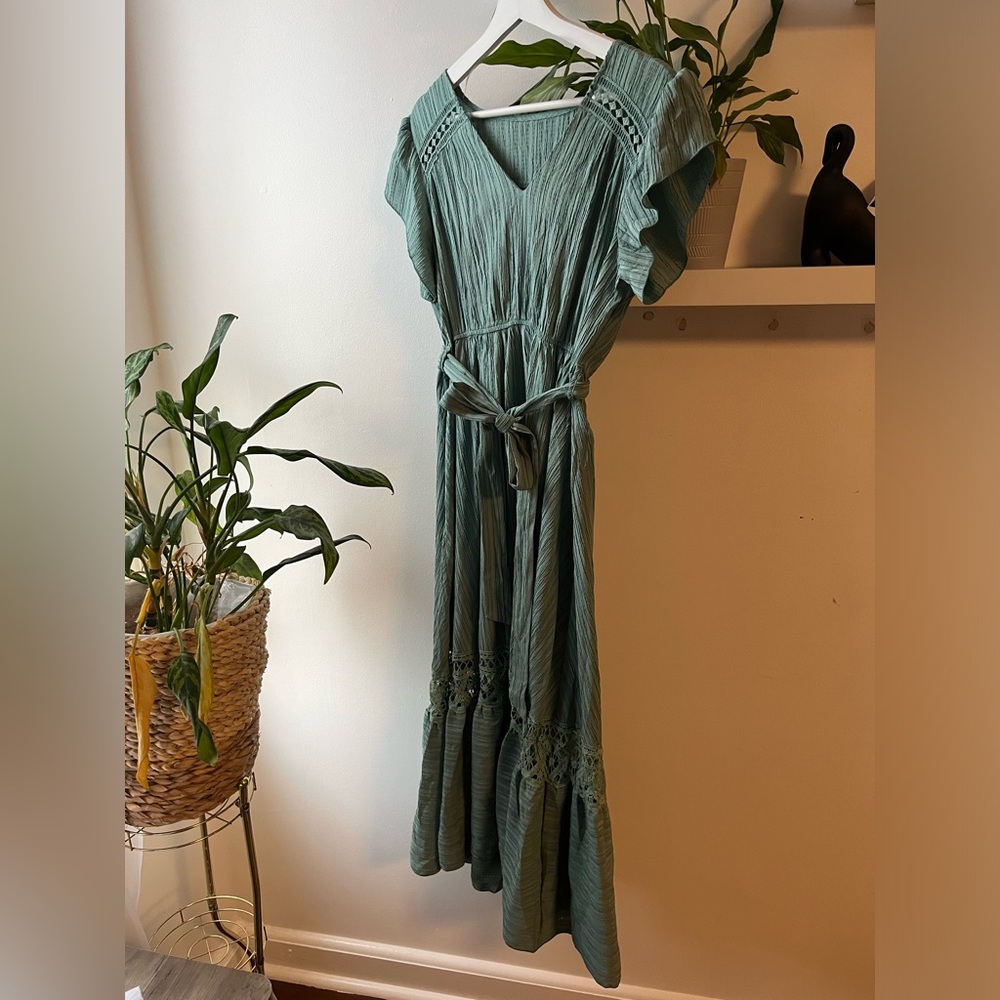 Green midi dress